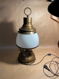 Lampada da Tavolo Vintage in Ottone e Vetro Opalin