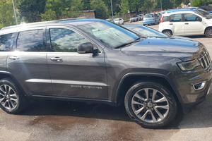 jeep grand cherokee wk2