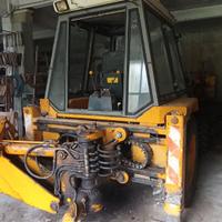 Terna JCB  4x4