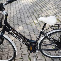 Bici da donna FRERA Mod. Touring trekking line
