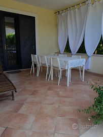 Fregene villa giardino 2000 a settimana