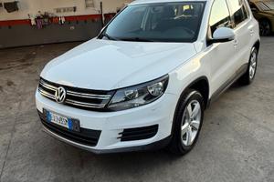 VOLKSWAGEN Tiguan 2ª serie - 2011