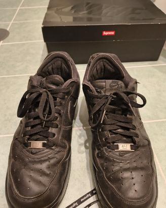 SCARPE AIR FORCE SUPREME NERE NUMERO 42,5
