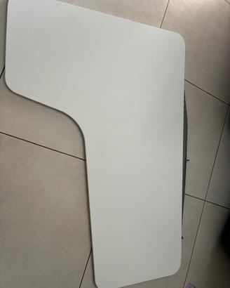 Scrivania angolare Ikea Bekant