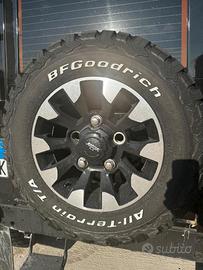 N. 5 PNEUMATICI BFGOODRICH ALL-TERRAIN