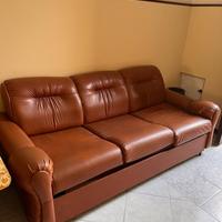 Divano in pelle marrone vintage