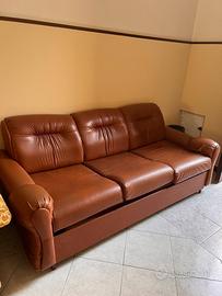 Divano in pelle marrone vintage