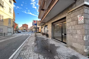 NEGOZIO A CHIAVARI