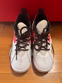 Scarpe Nike Zoom Air da basket originali