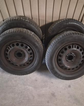 cerchi in ferro da 5x115 con gomme termiche 215 60
