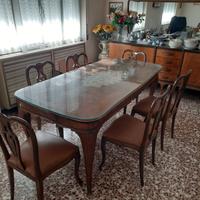 tavolo piu sedie
