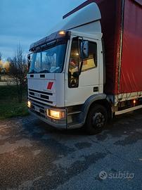 CAMION Eurocargo 120