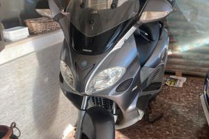 Piaggio X9