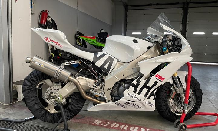 Yamaha SZR 660 Super Single