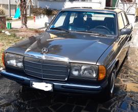 MERCEDES Serie 200-280(W123) - 1982