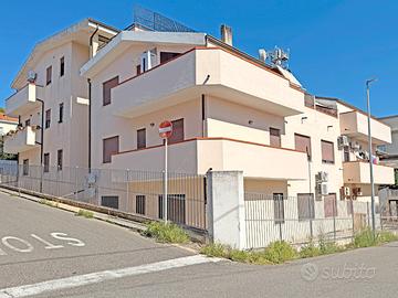 Appartamento al terzo piano con terrazza