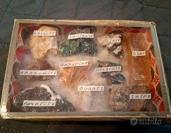 Cofanetto vintage di 9 minerali e rocce
