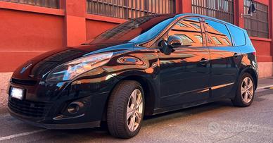 Renault Grand Scenic III 1.4 tce Luxe Tom Tom