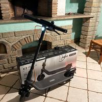 Monopattino elettrico Ninebot Segway