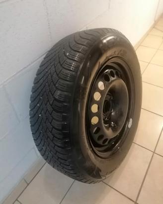GOMME INVERNALI NEXEN 215/65R16