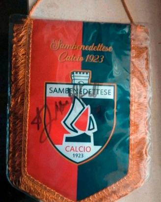 Sambenedettese Calcio Gagliardetto Autografato 