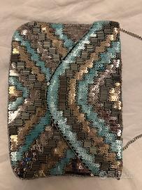 Pochette con tracolla