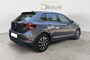 Volkswagen Polo 1.0 tsi Life 95cv SMOKY GREY...