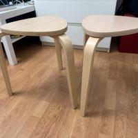 Sgabelli Ikea 3 piedi beige