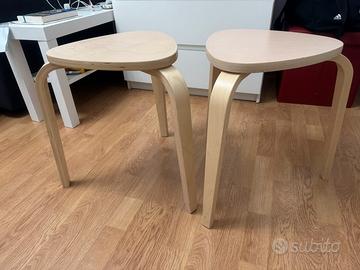 Sgabelli Ikea 3 piedi beige