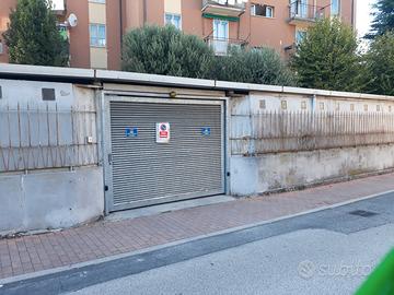 Posto auto coperto zona stazione