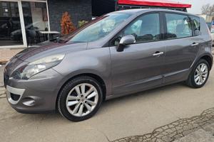 Renault Scenic Scénic X-Mod 1.5 dCi 110CV Luxe