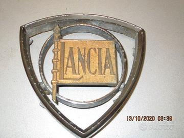 Scudetto frontale Lancia primi anni 60
