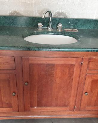 Mobile bagno in legno massiccio e marmo a 100 euro