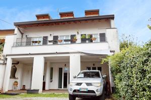 VILLA SINGOLA A SEREGNO