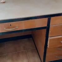 scrivania d'epoca in legno di ciliegio
