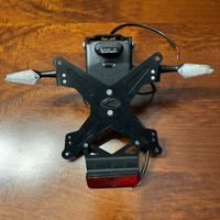 Portatarga Kawasaki Z500 2025 + Frecce Led