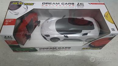 Macchina corsa con telecomando