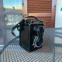 Macchina fotografica lubitel 2