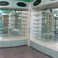 ARREDAMENTO PER PROFUMERIA E IGENICA