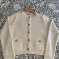 Rebeca Zara in beige