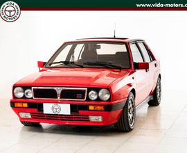 Lancia Delta HF INTEGRALE 16 V * ROSSO MONZA * 76.