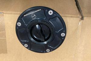 Tappo leve tappo per specchietti 1199/1299