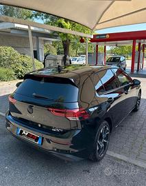 volkswagen Golf 8 hybrid