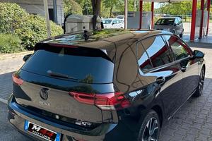 volkswagen Golf 8 hybrid