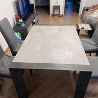 Tavolo mondo convenienza 140x90+4 sedie come nuovo