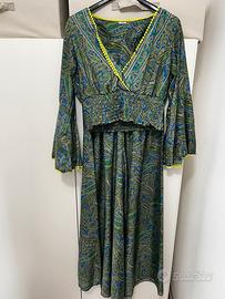 Completo top e pantaloni fantasia