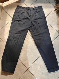 Pantaloni di cotone grigio scuro elegante