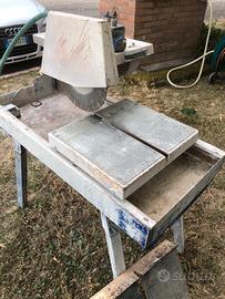 Taglia mattoni o ceramica 220 v