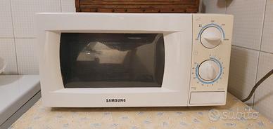 Microonde SAMSUNG M1610N
