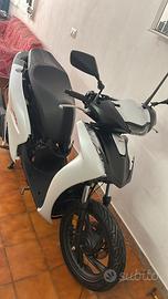 Sh 125 2025 sport